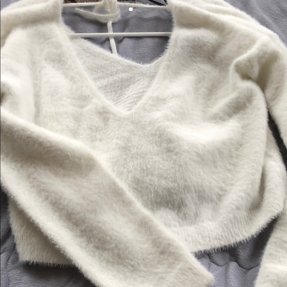 Forever 21 Sweaters - white sweater